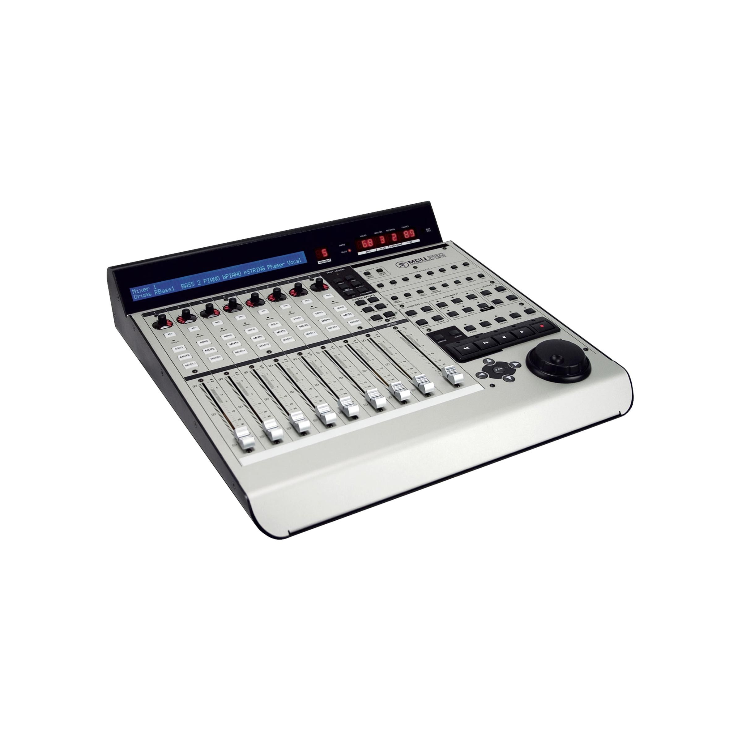MC Universal Pro