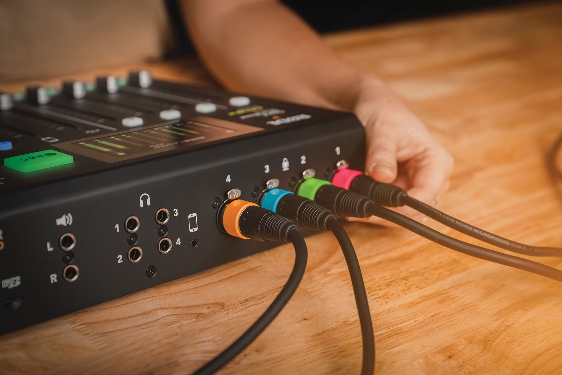 XLR-ID 3